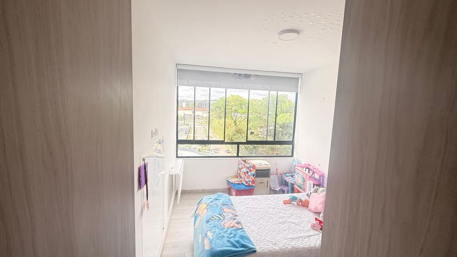 Apartamento de 4 alcobas en venta en Anillo Vial, Floridablanca, 109 m² · foto 10 de 16
