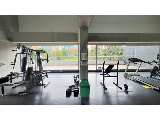 Apartamento de 3 alcobas en venta en Caqueta, La Estrella, 86 m² · foto 3 de 24