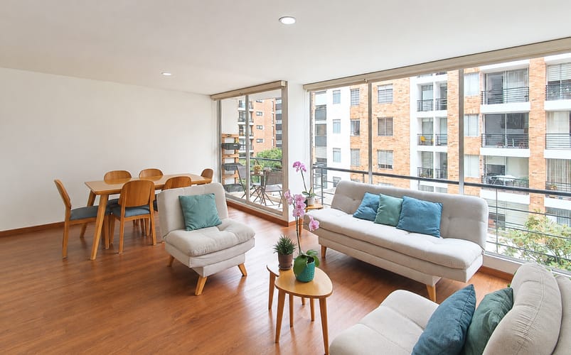 Apartamento de 3 alcobas en venta en Cedritos, Bogotá, 100 m² · foto 2 de 24