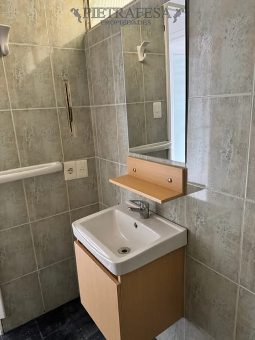 Casa en alquiler, 4 dormitorios, 3 baños, patio, garaje. Carrasco. · Foto 7
