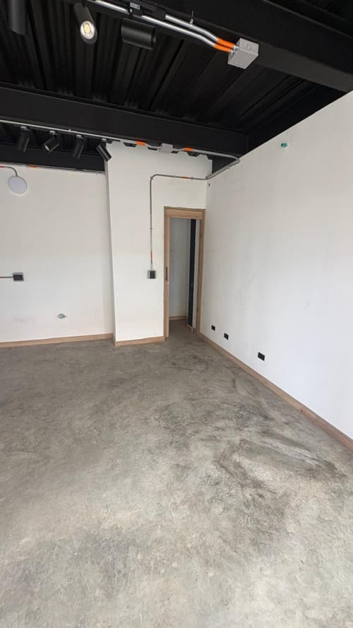 Local en arriendo en Lorena, Medellín, 19 m² · foto 3 de 5