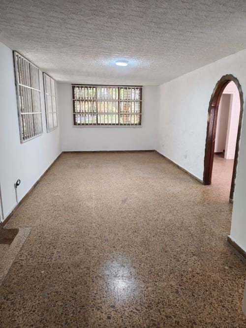 Casa de 4 alcobas en arriendo en Tejares De San Fernando, Cali, 221 m² · foto 3 de 17