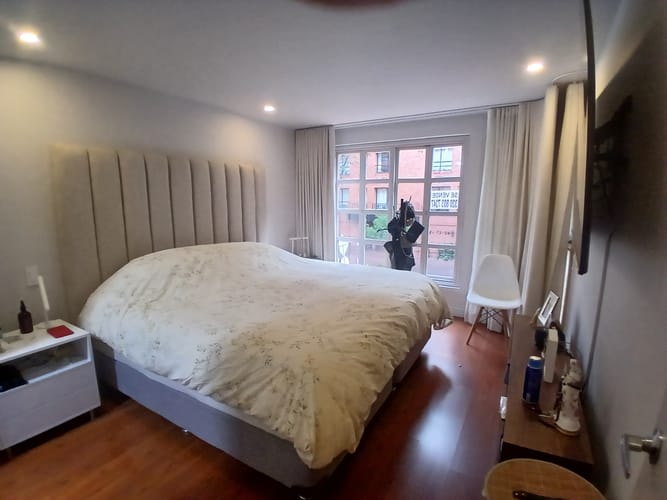Apartamento de 3 alcobas en venta en Chico Norte, Bogotá, 112 m² · foto 4 de 12