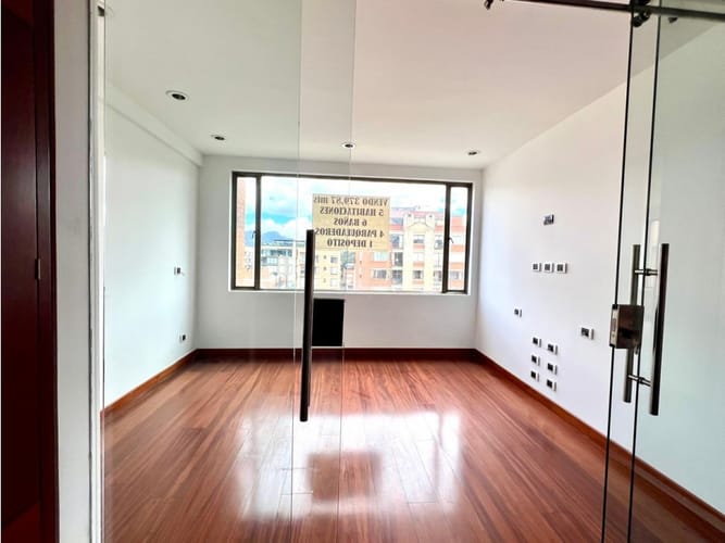 Apartamento de 5 alcobas en venta en Santa Barbara, Bogotá, 384 m² · foto 11 de 24