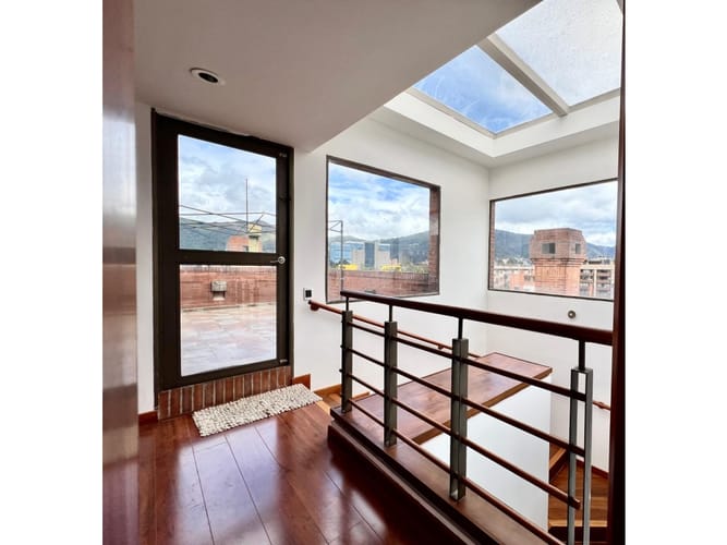 Apartamento de 5 alcobas en venta en Santa Barbara, Bogotá, 384 m² · foto 17 de 24