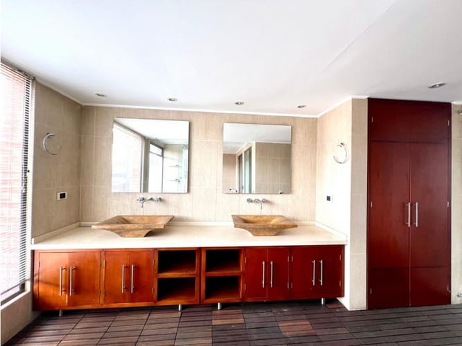Apartamento de 5 alcobas en venta en Santa Barbara, Bogotá, 384 m² · foto 24 de 24