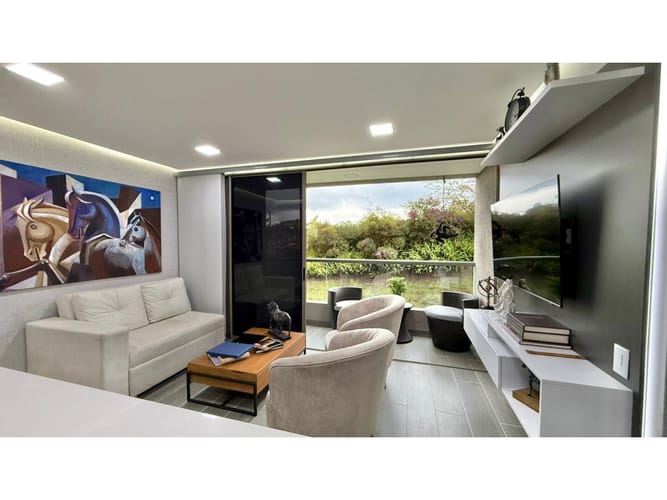 Apartaestudio en venta en El Porvenir, Rionegro, 58 m² · foto 3 de 16