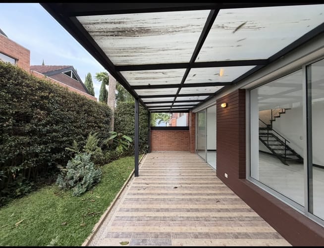 Casa de 4 alcobas en arriendo en La Chinca, La Estrella, 170 m² · foto 3 de 24