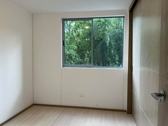 Apartamento de 2 alcobas en venta en Loma Del Chocho, Envigado, 77 m² · foto 15 de 19