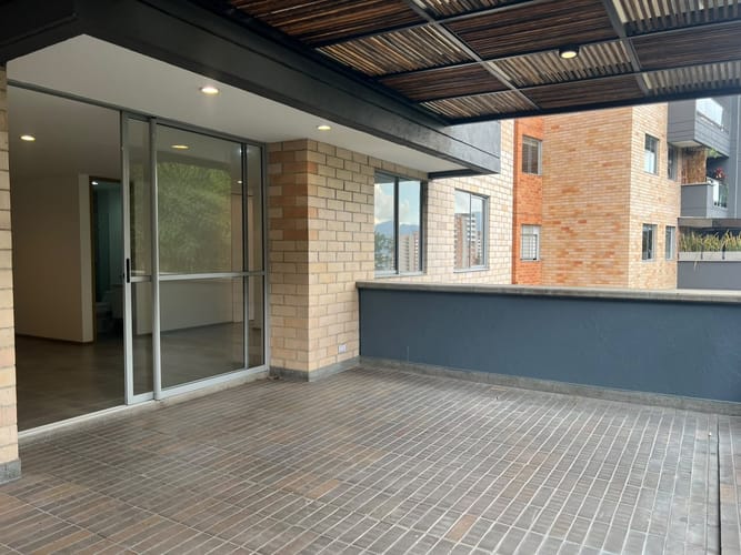Apartamento de 2 alcobas en venta en Loma Del Chocho, Envigado, 77 m² · foto 19 de 19