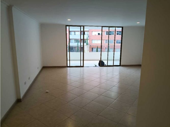 Apartamento de 3 alcobas en arriendo en Cumbres, Envigado, 95 m² · foto 7 de 18