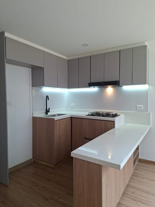Apartamento de 1 alcoba en arriendo en Colina Campestre, Bogotá, 36 m² · foto 2 de 21
