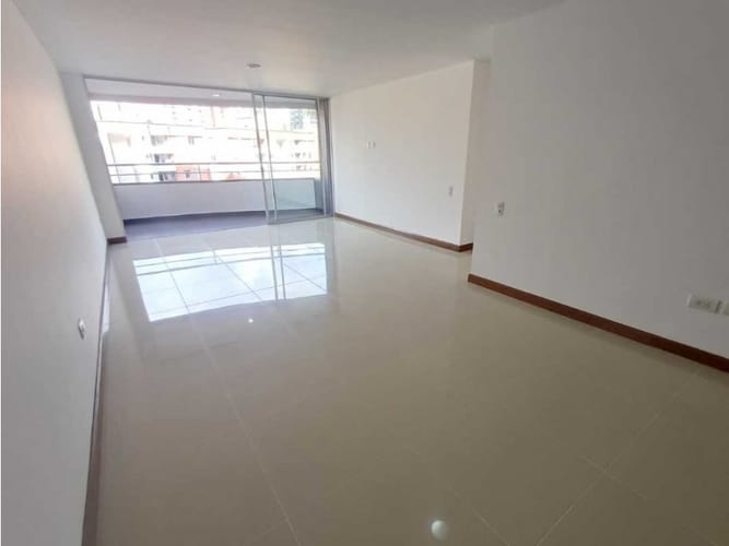 Apartamento de 3 alcobas en arriendo en Cumbres, Envigado, 95 m² · foto 10 de 18