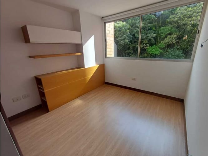 Apartamento de 3 alcobas en arriendo en Cumbres, Envigado, 95 m² · foto 14 de 18
