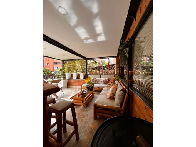 Apartamento de 3 alcobas en venta en Vizcaya, Medellín, 188 m² · foto 14 de 24
