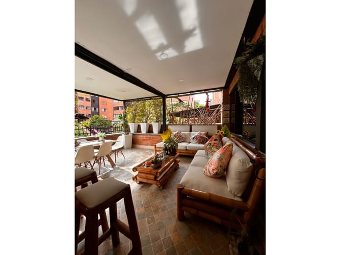 Apartamento de 3 alcobas en venta en Vizcaya, Medellín, 188 m² · foto 15 de 24