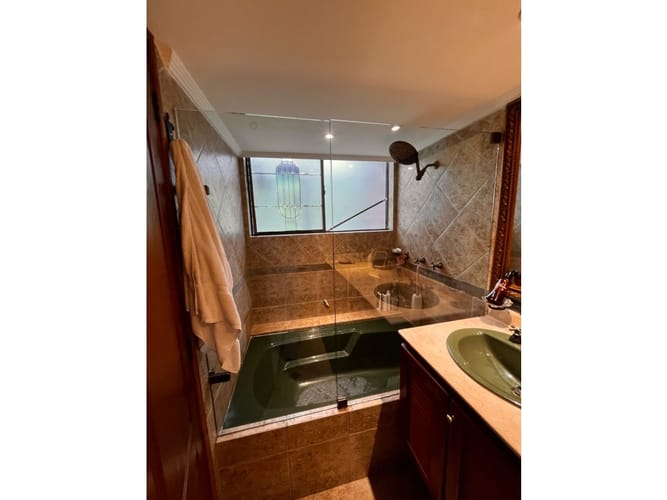 Apartamento de 3 alcobas en venta en Vizcaya, Medellín, 188 m² · foto 23 de 24