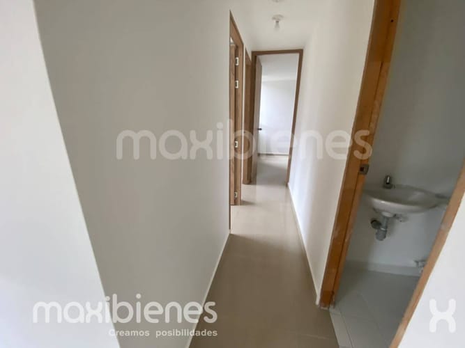 Apartamento de 3 alcobas en arriendo en San Gabriel, Bello, 57 m² · foto 3 de 12