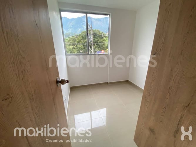 Apartamento de 3 alcobas en arriendo en San Gabriel, Bello, 57 m² · foto 5 de 12