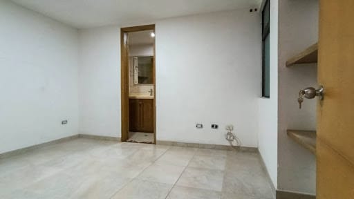 Apartamento de 3 alcobas en arriendo en Alcala, Envigado, 90 m² · foto 6 de 14