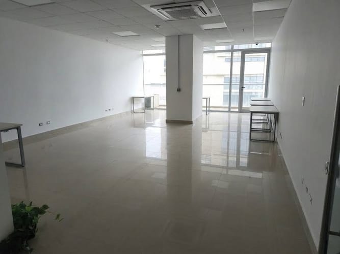 Oficina en arriendo en Manga, Cartagena, 59 m² · foto 3 de 5
