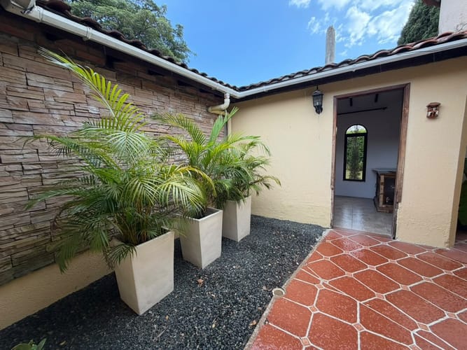 Casa de 6 alcobas en arriendo en Morelia, Pereira · foto 19 de 20