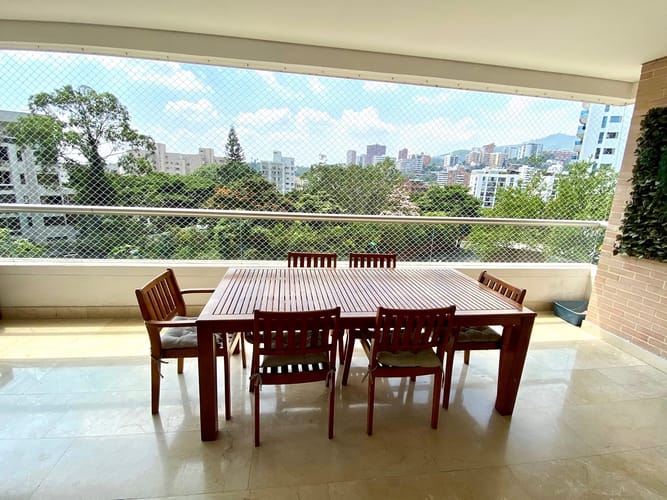 Apartamento de 3 alcobas en venta en Normandia, Cali, 267 m² · foto 3 de 17