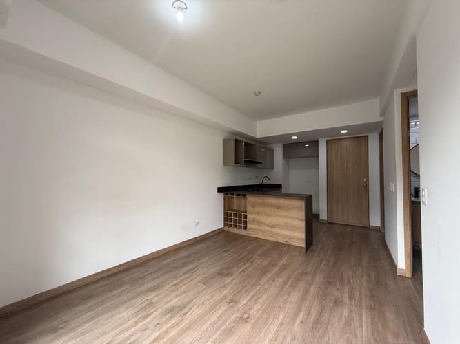 Apartamento de 2 alcobas en arriendo en San Remo, Sabaneta, 63 m² · foto 3 de 15