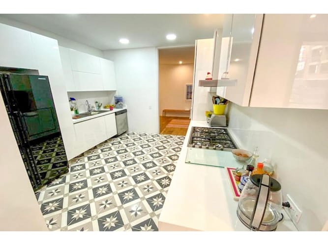 Apartamento de 2 alcobas en venta en El Refugio, Bogotá, 169 m² · foto 6 de 13