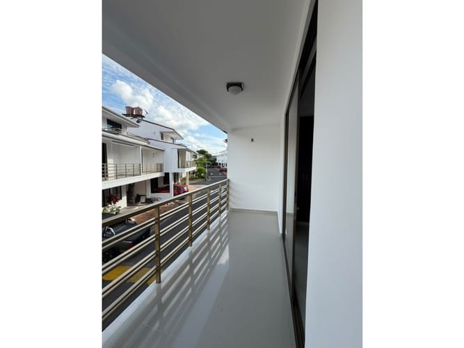 Casa de 3 alcobas en venta en Cr Sindamanoi Et Ii, Villavicencio, 160 m² · foto 4 de 24