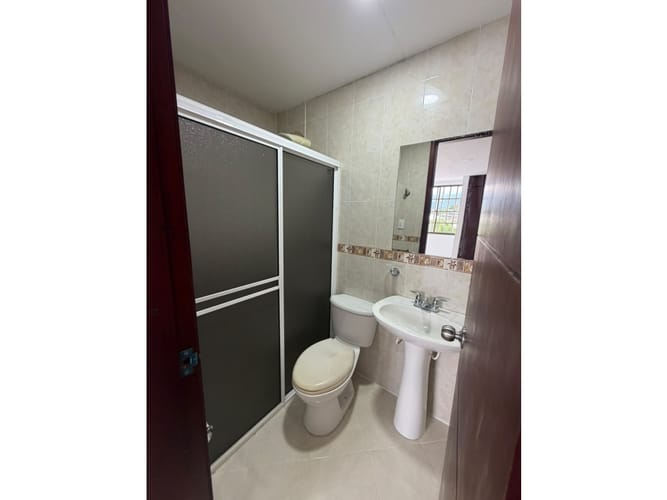 Casa de 3 alcobas en venta en Cr Sindamanoi Et Ii, Villavicencio, 160 m² · foto 12 de 24