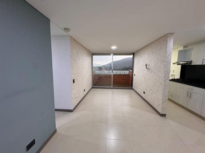 Apartamento de 3 alcobas en arriendo en La Ferreira, La Estrella, 64 m² · foto 4 de 13