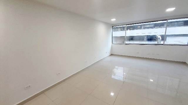 Consultorio en venta en Santa Monica, Cali, 31 m² · foto 6 de 15