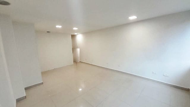 Consultorio en venta en Santa Monica, Cali, 31 m² · foto 9 de 15