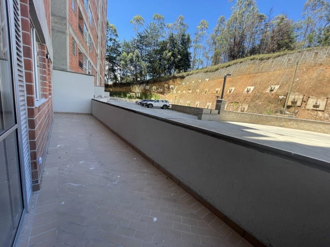 Apartamento de 3 alcobas en arriendo en Cuatro Esquinas, Rionegro, 76 m² · foto 6 de 14
