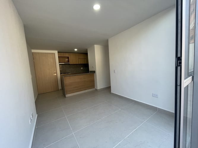 Apartamento de 3 alcobas en arriendo en Cuatro Esquinas, Rionegro, 76 m² · foto 7 de 14