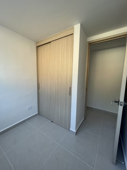 Apartamento de 3 alcobas en arriendo en Cuatro Esquinas, Rionegro, 76 m² · foto 10 de 14