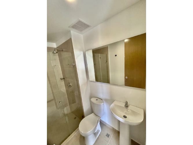 Apartamento de 3 alcobas en venta en Loma De Los Bernal, Rionegro, 84 m² · foto 7 de 14