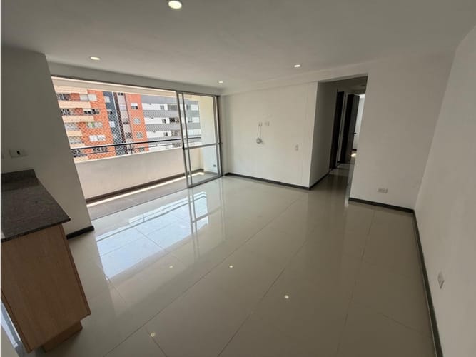 Apartamento de 3 alcobas en arriendo en San German, Medellín, 85 m² · foto 4 de 15
