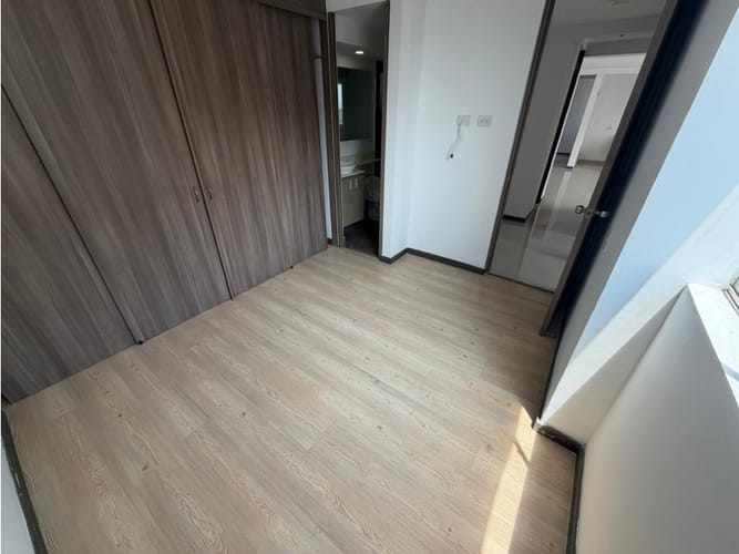 Apartamento de 3 alcobas en arriendo en San German, Medellín, 85 m² · foto 9 de 15