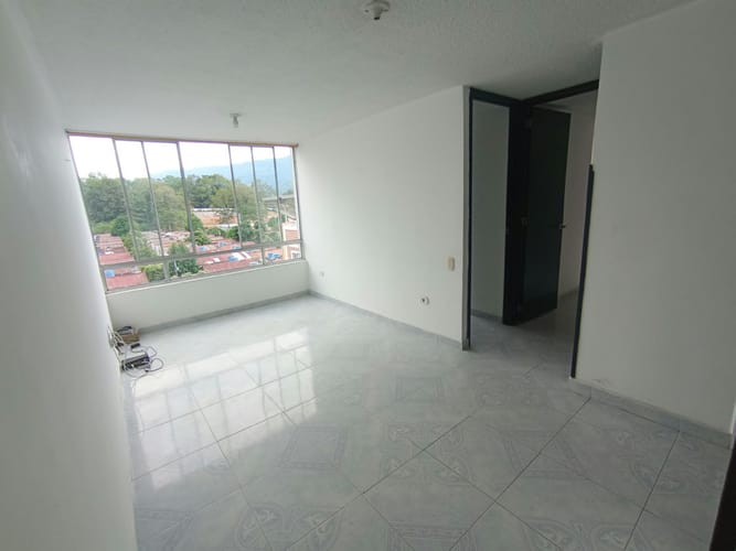 Apartamento de 2 alcobas en arriendo en Paseo Del Puente Et Ii, Piedecuesta, 58 m² · foto 2 de 12