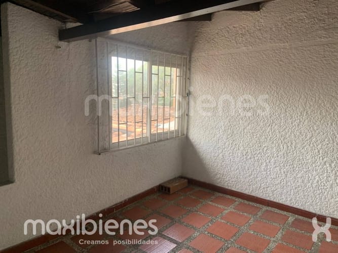 Apartamento de 7 alcobas en arriendo en Laureles, Medellín, 185 m² · foto 12 de 24