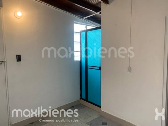 Apartamento de 7 alcobas en arriendo en Laureles, Medellín, 185 m² · foto 15 de 24
