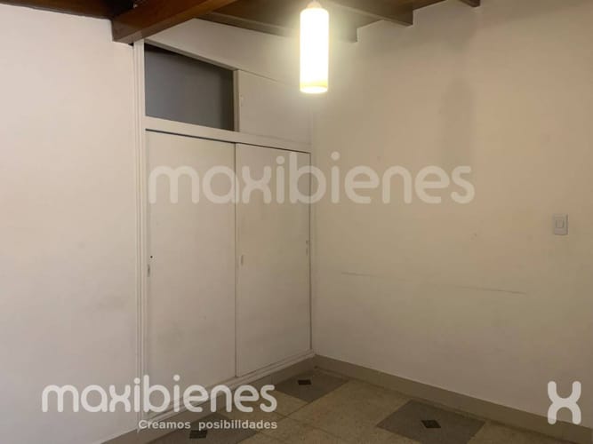 Apartamento de 7 alcobas en arriendo en Laureles, Medellín, 185 m² · foto 18 de 24