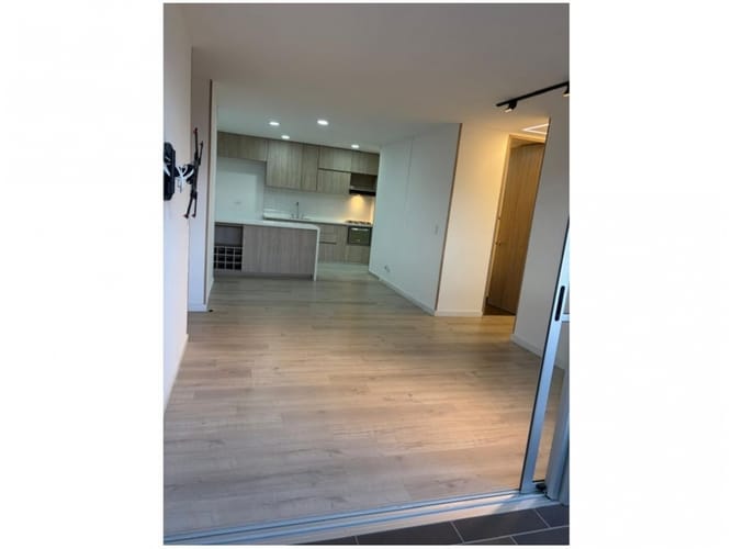 Apartamento de 3 alcobas en venta en Cristo Rey, Medellín, 86 m² · foto 11 de 18