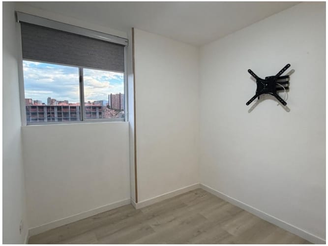 Apartamento de 3 alcobas en venta en Cristo Rey, Medellín, 86 m² · foto 12 de 18