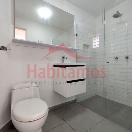 Apartamento de 2 alcobas en arriendo en Lorena, Medellín, 110 m² · foto 9 de 15