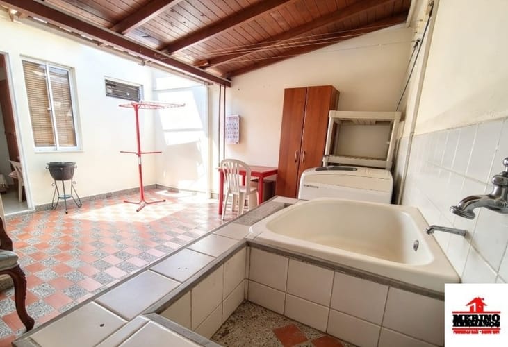 Casa de 5 alcobas en venta en El Danubio, Medellín, 112 m² · foto 8 de 18