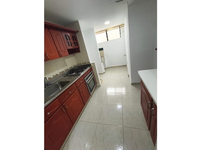 Apartamento de 2 alcobas en arriendo en Belén Rosales, Medellín, 75 m² · foto 7 de 16