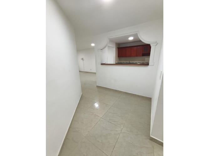 Apartamento de 2 alcobas en arriendo en Belén Rosales, Medellín, 75 m² · foto 9 de 16
